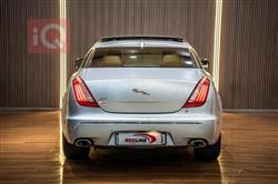 جاكوار XJ